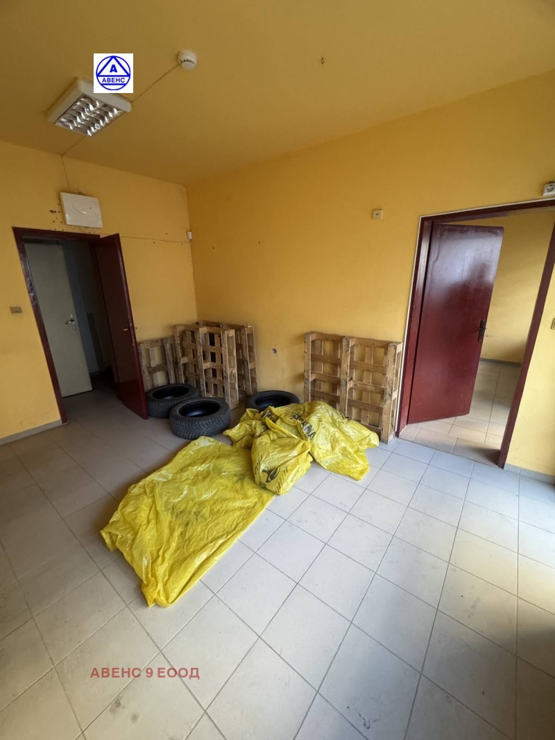 Zu vermieten  Büro Plewen , Schirok zentar , 38 qm | 79576196