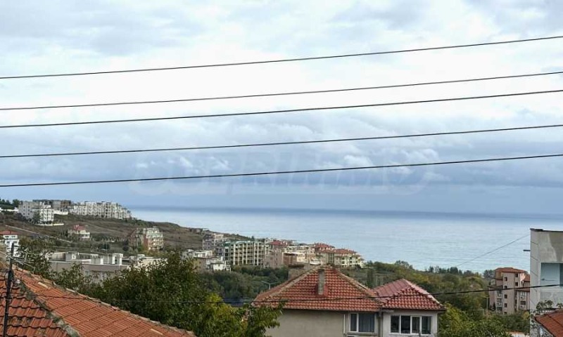 Дава под наем ЕТАЖ ОТ КЪЩА, гр. Бяла, област Варна