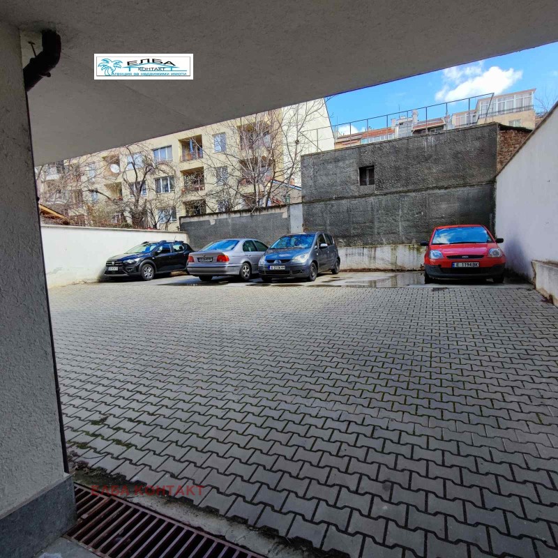 Дава под наем ГАРАЖ, ПАРКОМЯСТО, гр. София, Зона Б-18, снимка 2 - Гаражи и паркоместа - 52433515