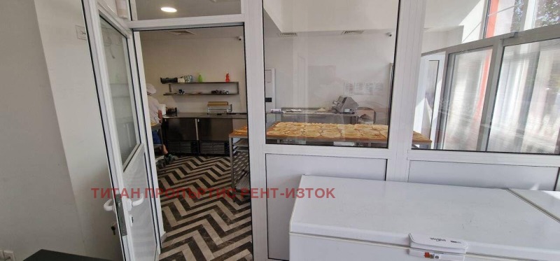 Дава под наем ЗАВЕДЕНИЕ, гр. Бургас, Център, снимка 2 - Заведения - 53148609