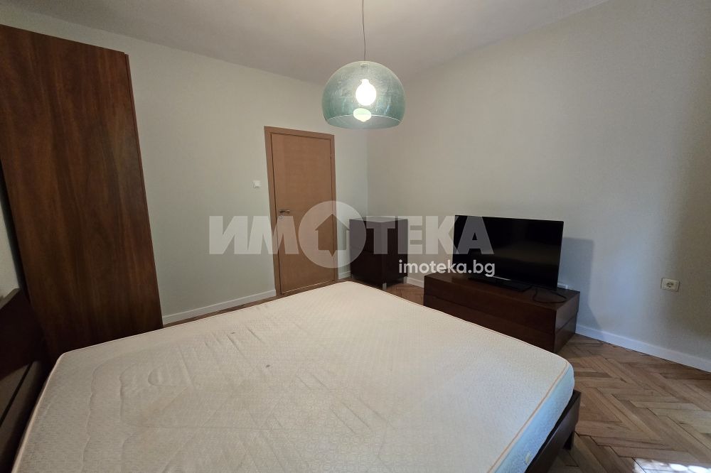 Дава под наем 3-СТАЕН, гр. София, Лозенец, снимка 8 - Апартаменти - 54868079