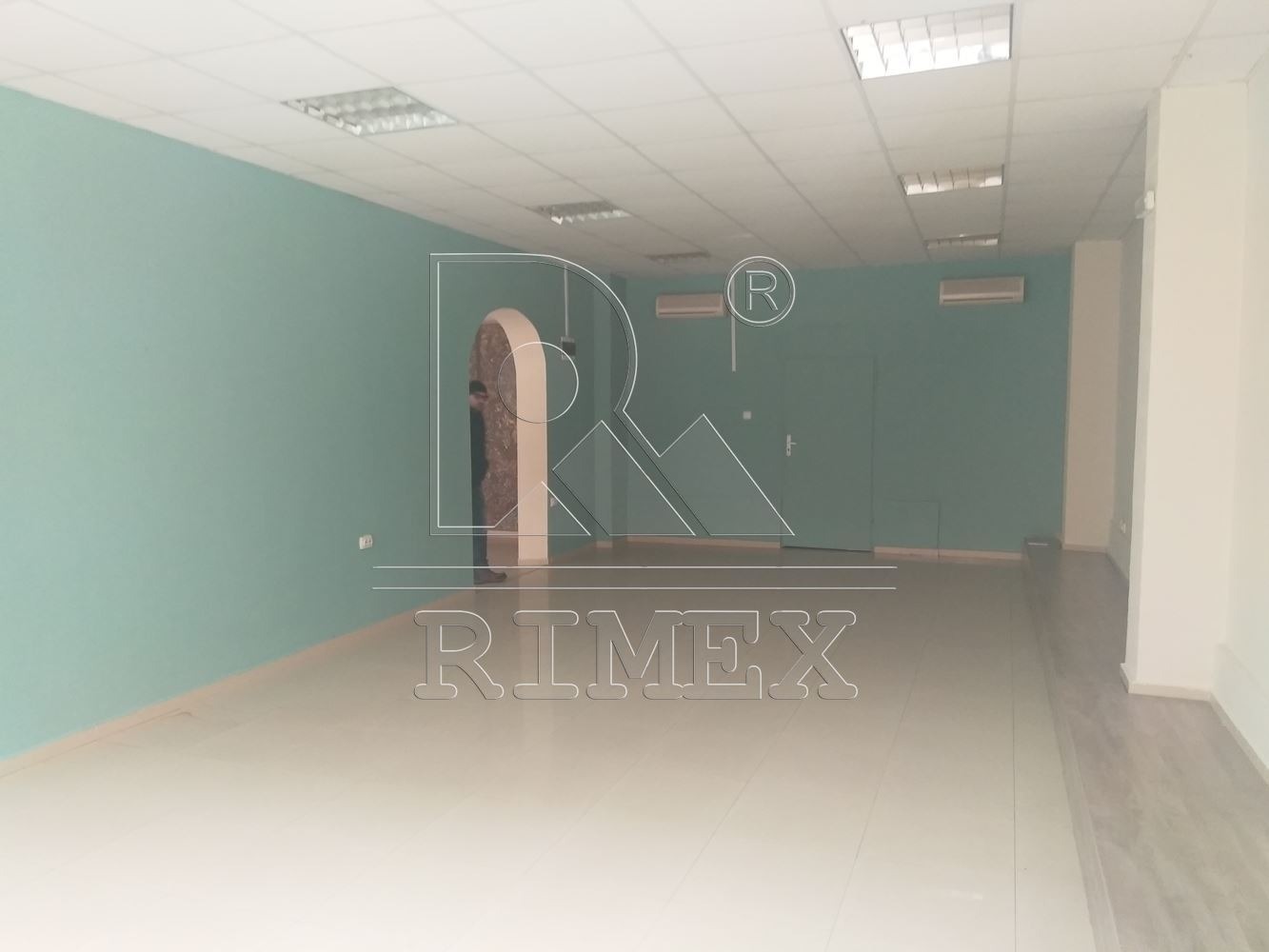Дава под наем МАГАЗИН, гр. Пловдив, Център, снимка 2 - Магазини - 50257675