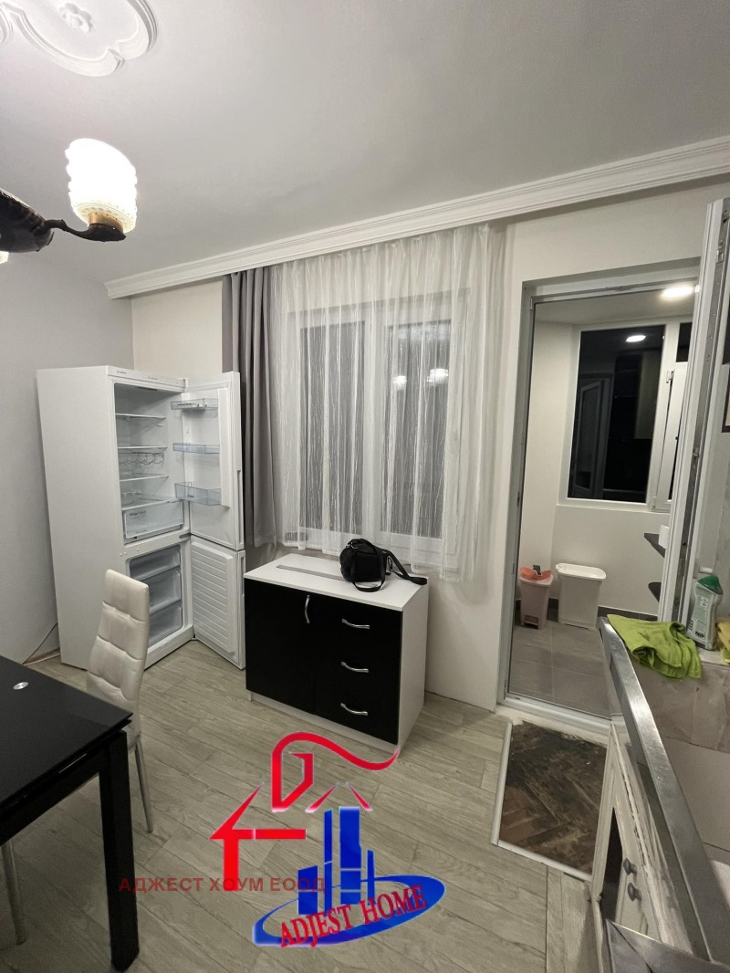 Дава под наем  2-стаен град Шумен , Математическа гимназия , 50 кв.м | 57950609 - изображение [2]