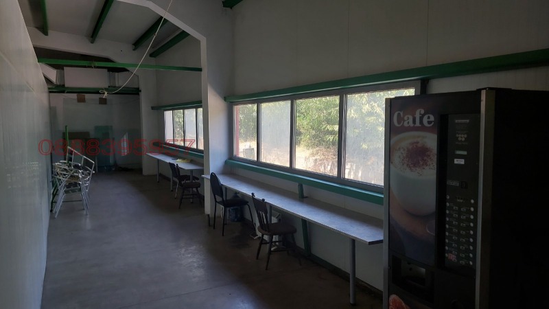 Дава под наем ПРОМ. ПОМЕЩЕНИЕ, гр. Карлово, област Пловдив, снимка 12 - Производствени сгради - 53469025