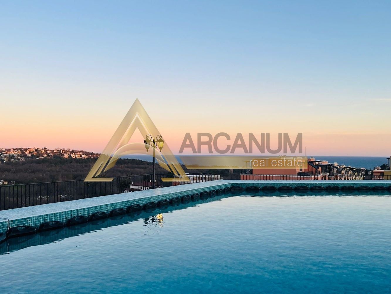 Дава под наем 3-СТАЕН, гр. Варна, к.к. Св.Св. Константин и Елена