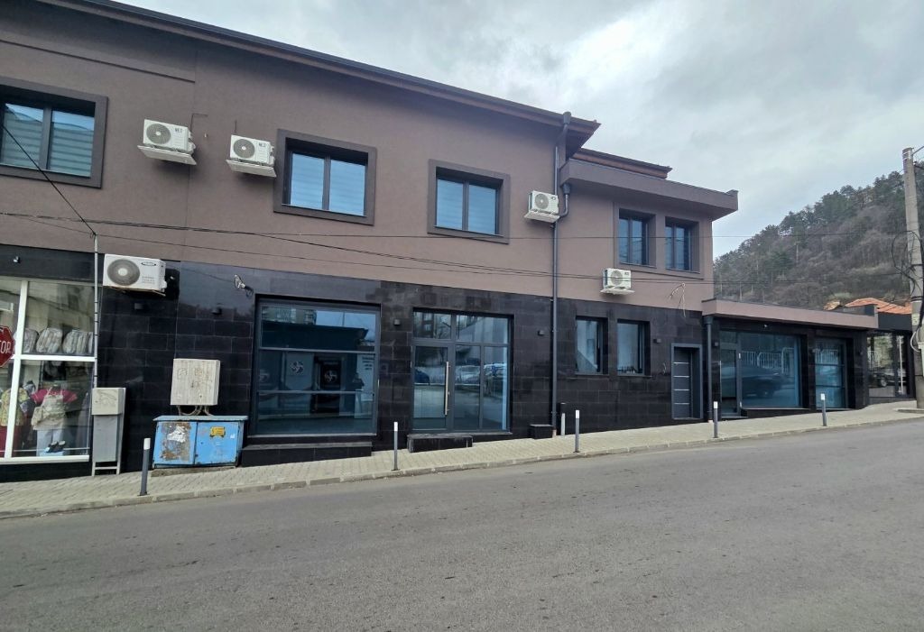 Дава под наем ОФИС, гр. Кюстендил, Център