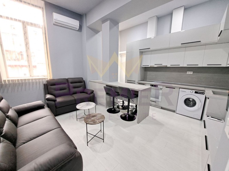 Дава под Наем 3-СТАЕН в град Варна, Гръцка махала - 100 кв.м / 1 534 € » 3 000.24 лв., ИМОТИ ПРЕМИЕР- ВАРНА