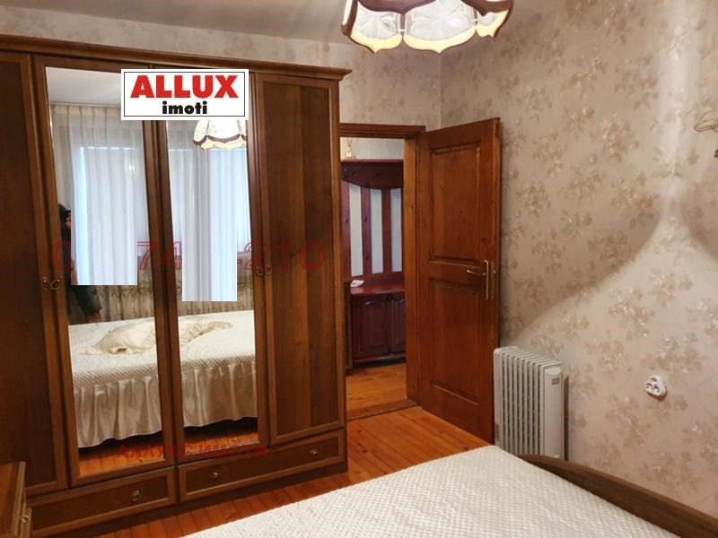 Da affittare  2 camere da letto Ruse , Tsentar , 100 mq | 33192154 - Immagine [5]