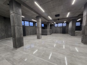 МАГАЗИН, 220 m2