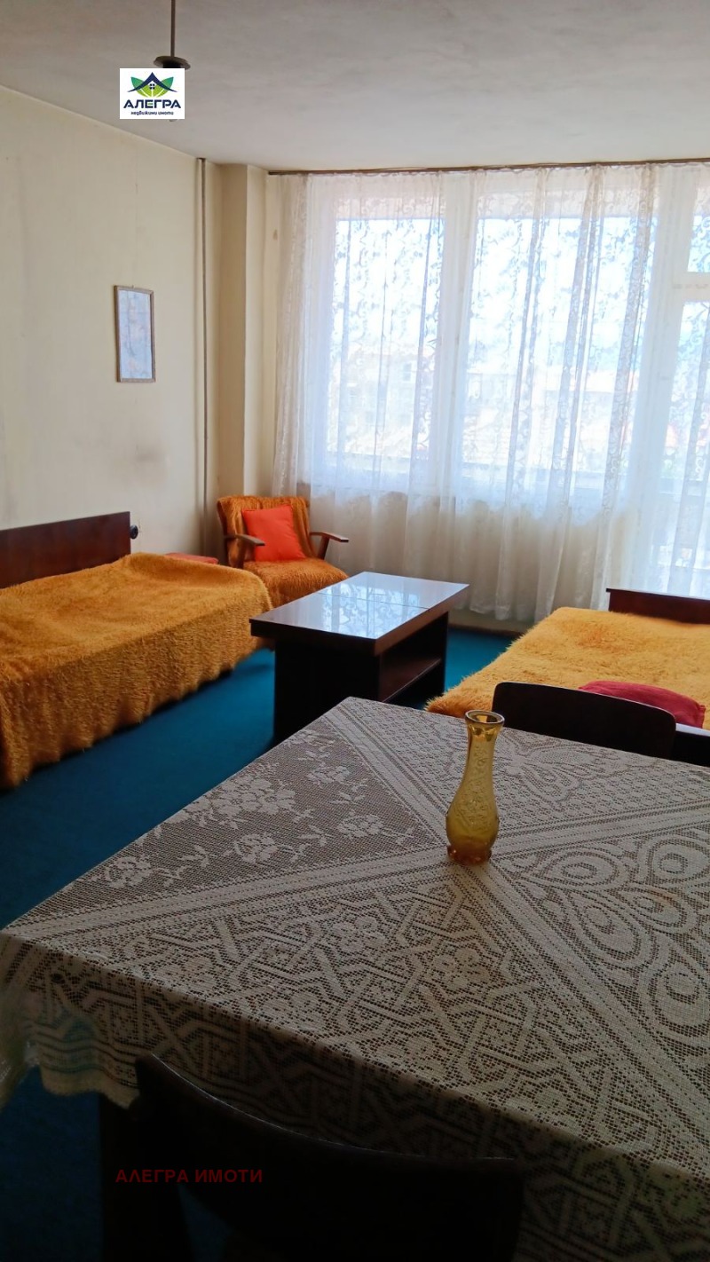 For Rent  1 bedroom Pazardzhik , Idealen tsentar , 77 sq.m | 28267178