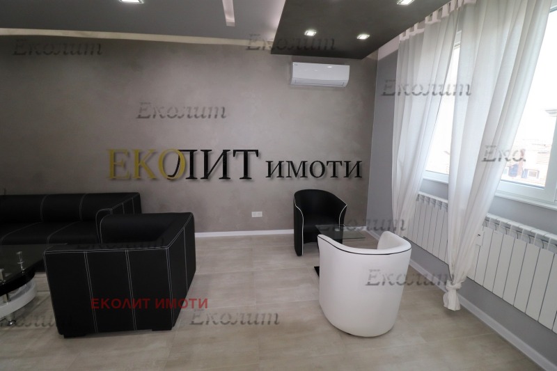 K pronájmu  2 ložnice Sofia , Centar , 126 m2 | 46329778 - obraz [5]