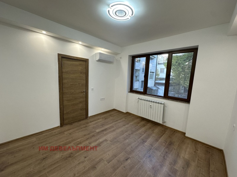 Te huur  1 slaapkamer Sofia , Tsentar , 44 m² | 58947892