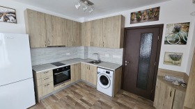 1 dormitor Slaveicov, Burgas
