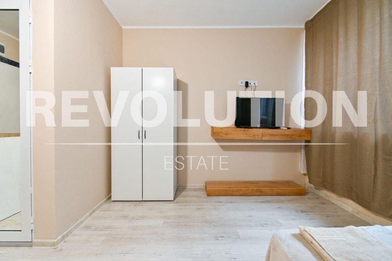 De inchiriat  Studio Sofia , Studentsci grad , 29 mp | 27555949 - imagine [10]