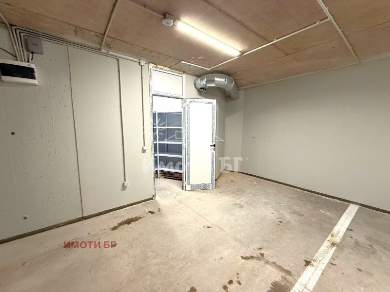 Дава под наем 3-СТАЕН, гр. София, Гео Милев, снимка 17 - Апартаменти - 53535415