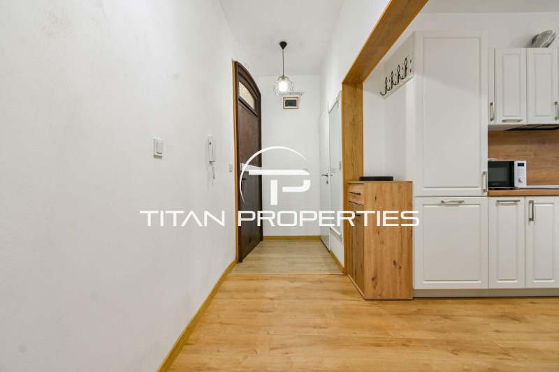 Дава под наем 2-СТАЕН, гр. София, Център, снимка 10 - Апартаменти - 52635852