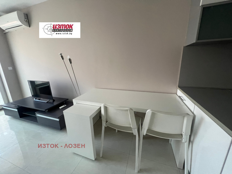 Дава под наем 2-СТАЕН, гр. София, Център, снимка 2 - Апартаменти - 53444459