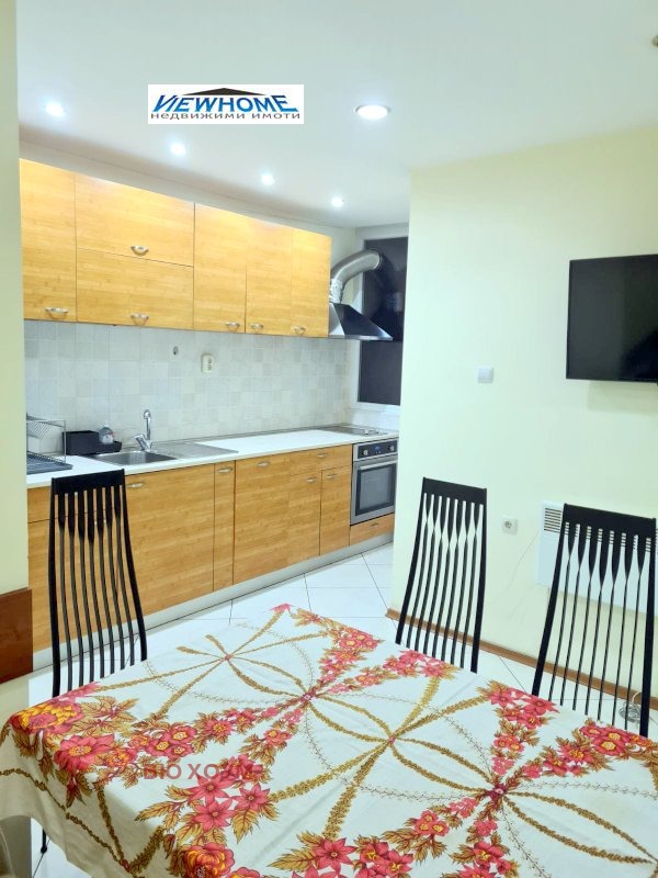Дава под нем  3-стаен, град София, Лозенец •  700 EUR • ID 61548954 — holmes.bg - [1] 