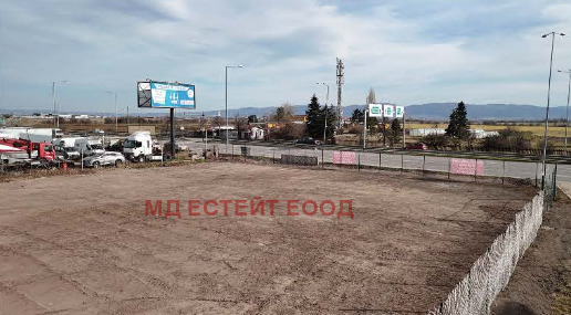 Дава под наем МЯСТО, гр. София, Враждебна