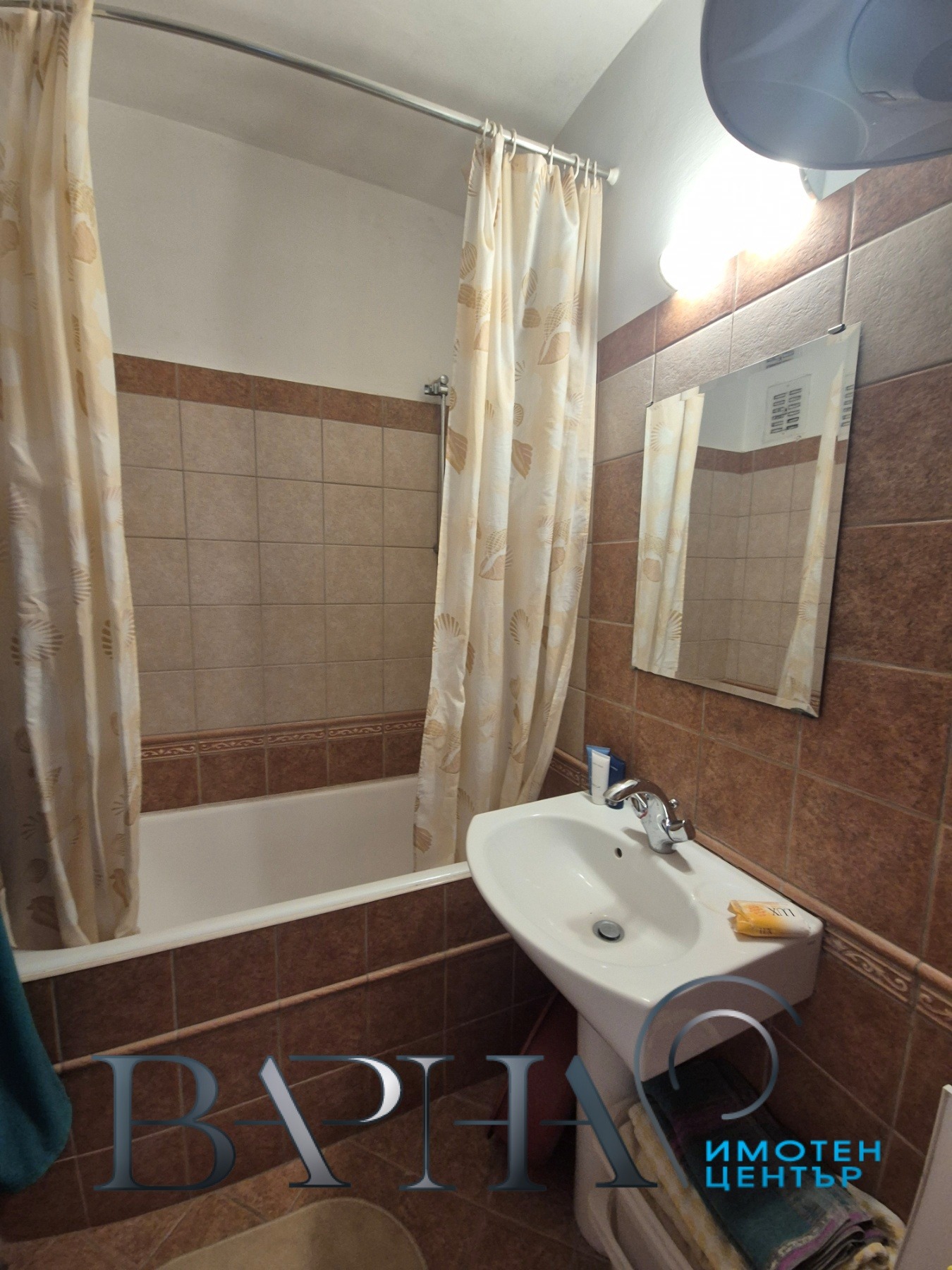 Дава под наем МНОГОСТАЕН, гр. Варна, Окръжна болница-Генерали, снимка 10 - Апартаменти - 53646717