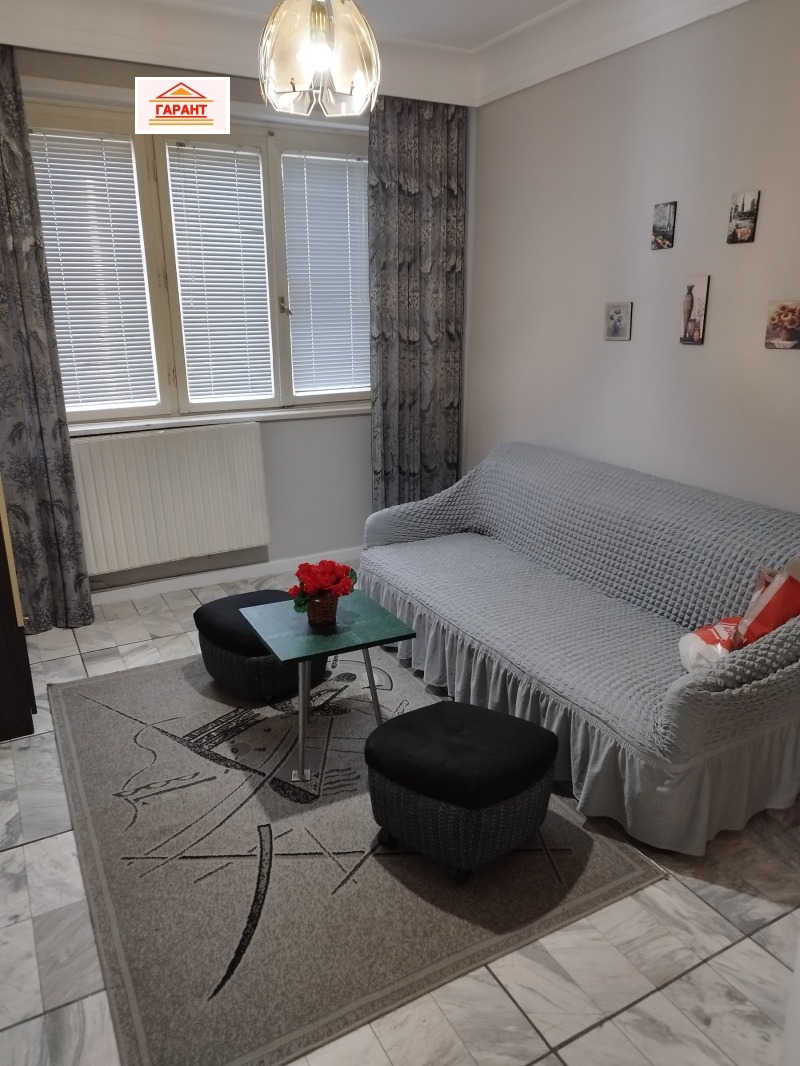 Под наем 1-СТАЕН, град Плевен, 9-ти квартал • 450 лв. / 230.08 € • 17833510 1