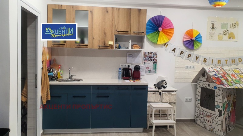 Дава под Наем ОФИС в град Велико Търново, Център - 57 кв.м / 500 € » 977.92 лв., АКЦЕНТИ ПРОПЪРТИС