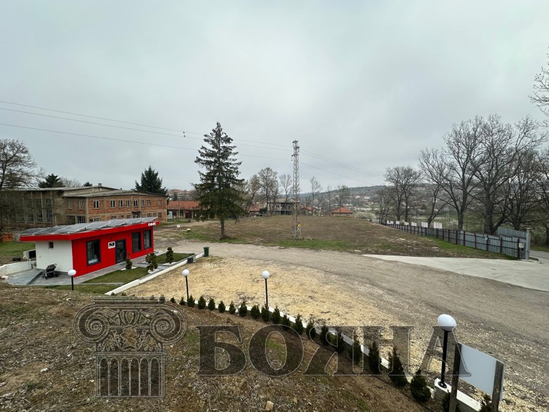 Дава под Наем МЯСТО в град Русе, Средна кула - 1500 кв.м / 460 € » 899.68 лв., ИМОТИ БОЯНА