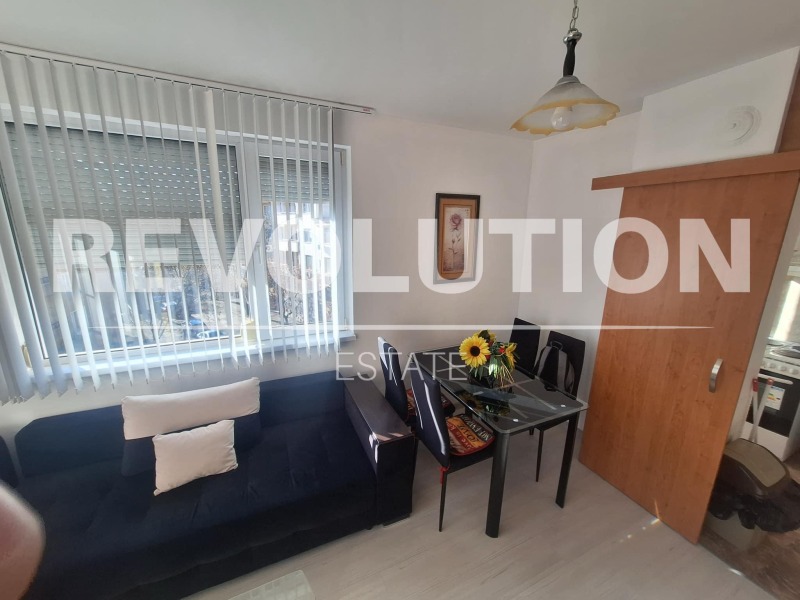 Para alugar  2 quartos Plovdiv , Mladejki Halm , 130 m² | 74993073 - imagem [2]