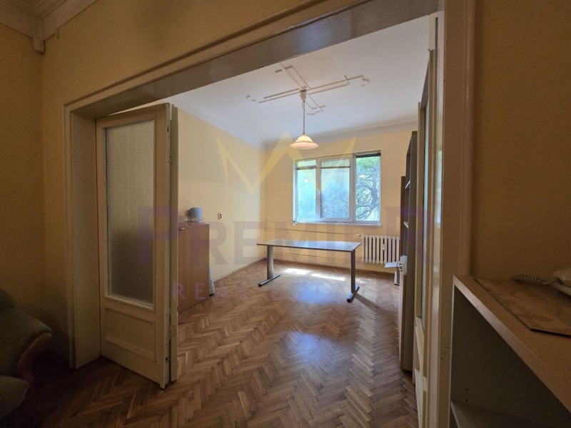Kiadó  3 hálószobás Sofia , Oborishte , 77 négyzetméter | 20222585 - kép [5]