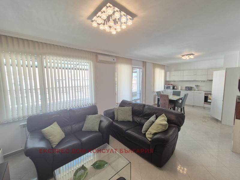 Da affittare  Maisonette Sofia , Strelbishte , 175 mq | 18670597