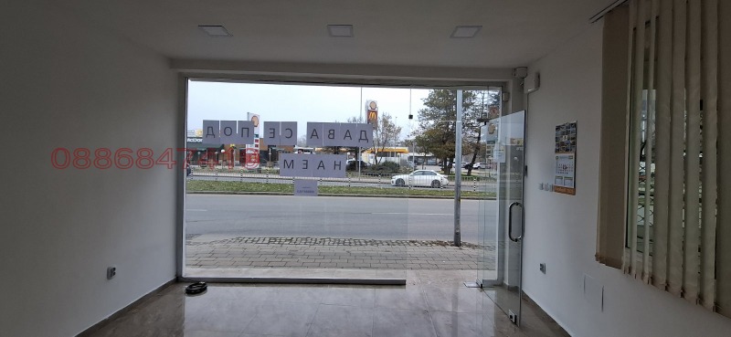 Дава под Наем МАГАЗИН в град Пловдив, Център - 58 кв.м / 560 € » 1 095.26 лв.