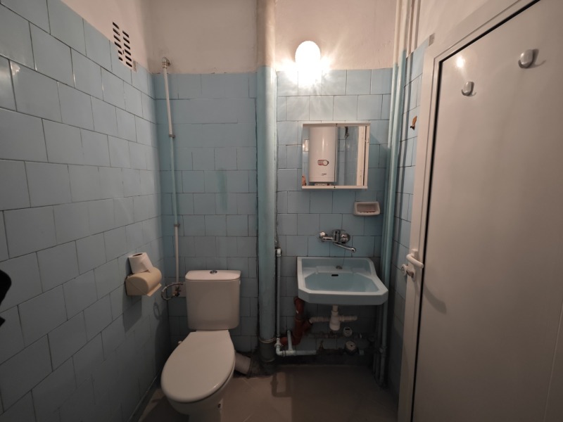 Издаје се  1 спаваћа соба Плевен , Идеален центар , 56 м2 | 78404620 - слика [10]