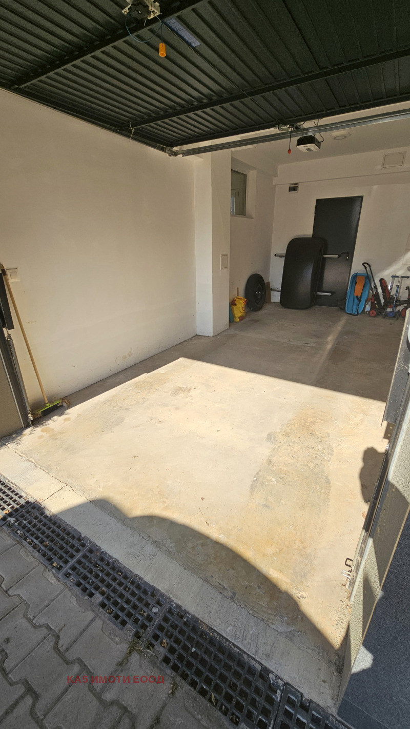 Дава под наем ГАРАЖ, ПАРКОМЯСТО, гр. София, Кръстова вада, снимка 5 - Гаражи и паркоместа - 53096367