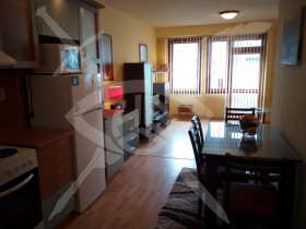1 slaapkamer Ljatno kino Trakija, Varna 2