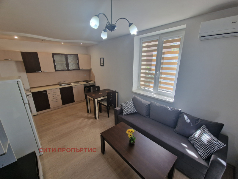 De inchiriat  1 dormitor Blagoevgrad , Idealen țentâr , 55 mp | 67961952