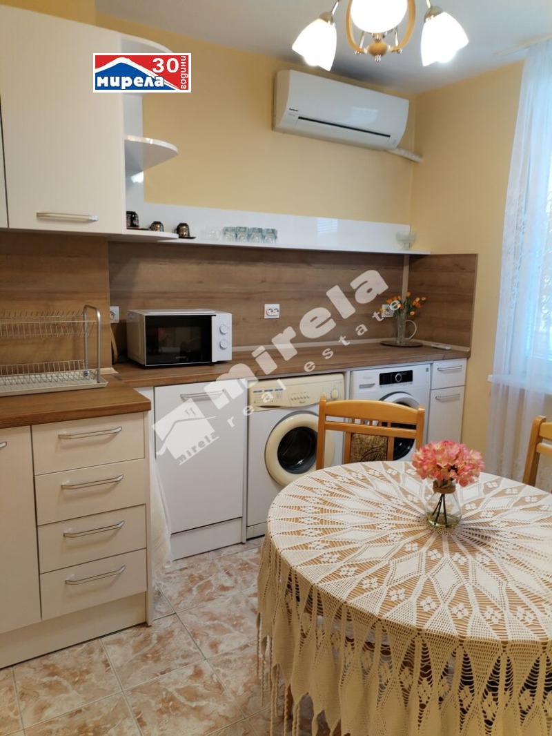 Дава под наем 2-СТАЕН, гр. Велико Търново, Колю Фичето, снимка 2 - Апартаменти - 52662572