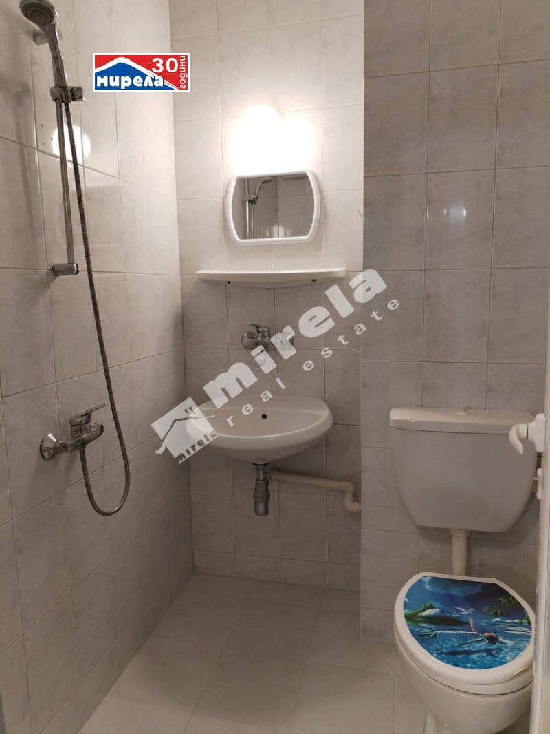 Дава под наем 2-СТАЕН, гр. Велико Търново, Колю Фичето, снимка 11 - Апартаменти - 52662572