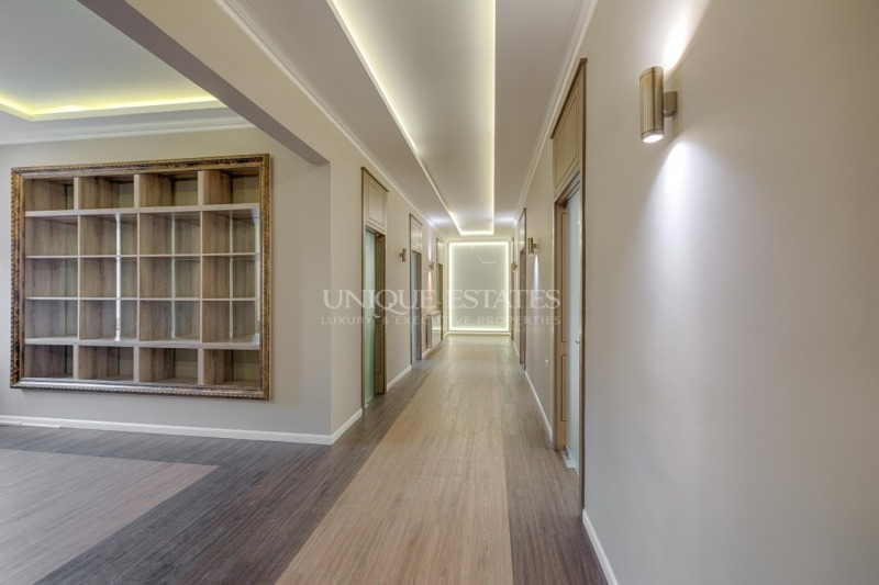 Дава под наем ОФИС, гр. София, Център