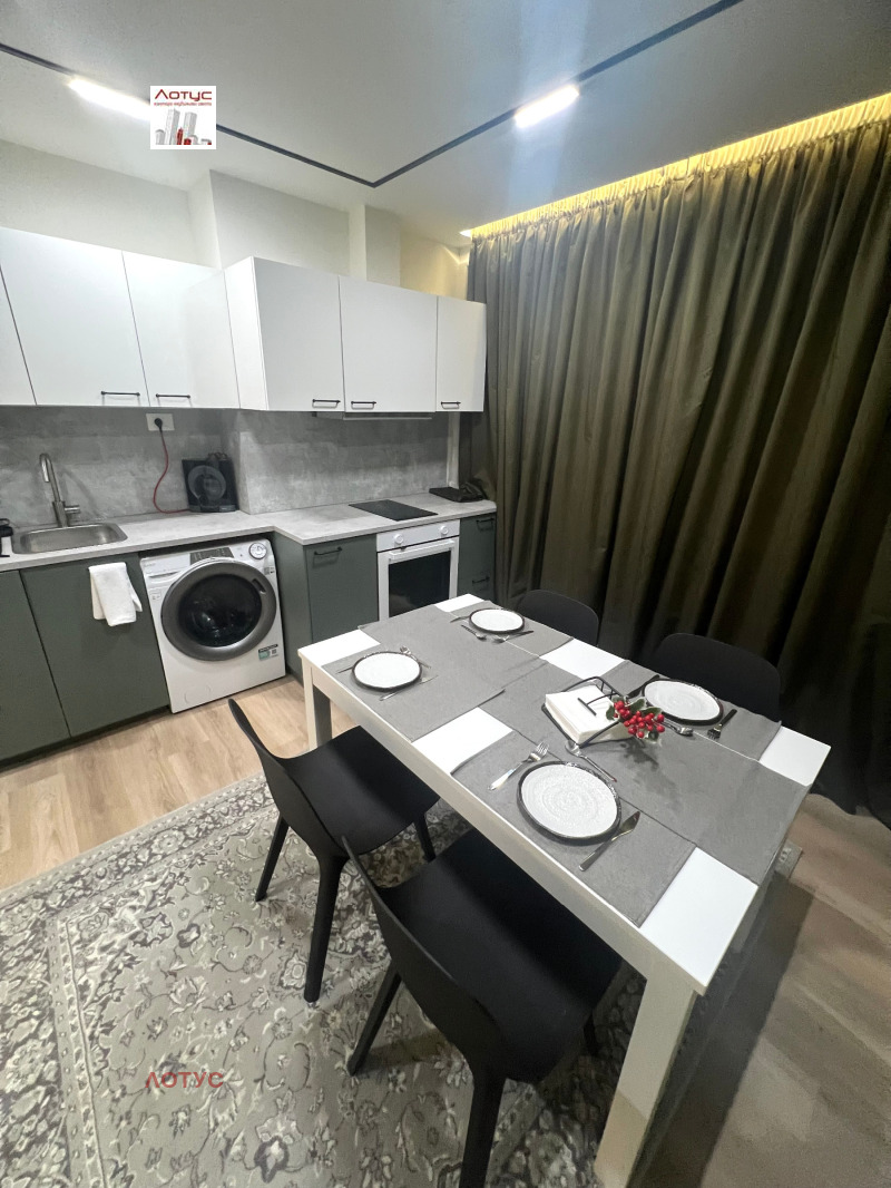 Дава под наем 2-СТАЕН, гр. Бургас, Център, снимка 2 - Апартаменти - 52482202