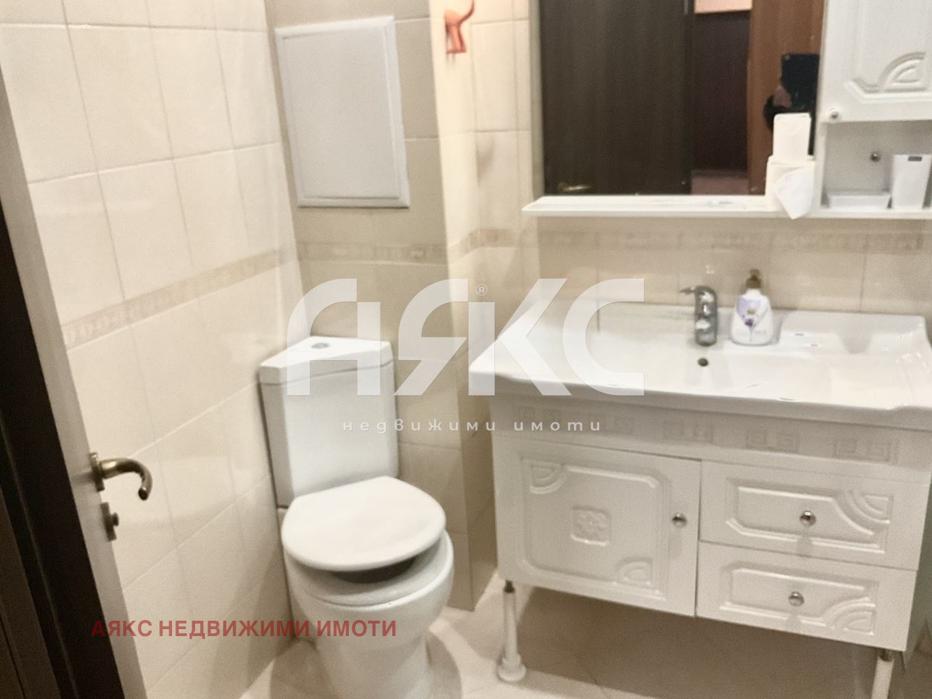 Дава под наем 4-СТАЕН, гр. София, Малинова долина, снимка 4 - Апартаменти - 54713523