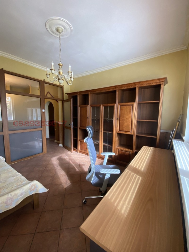 Дава под наем 3-СТАЕН, гр. София, Център, снимка 8 - Апартаменти - 52751779