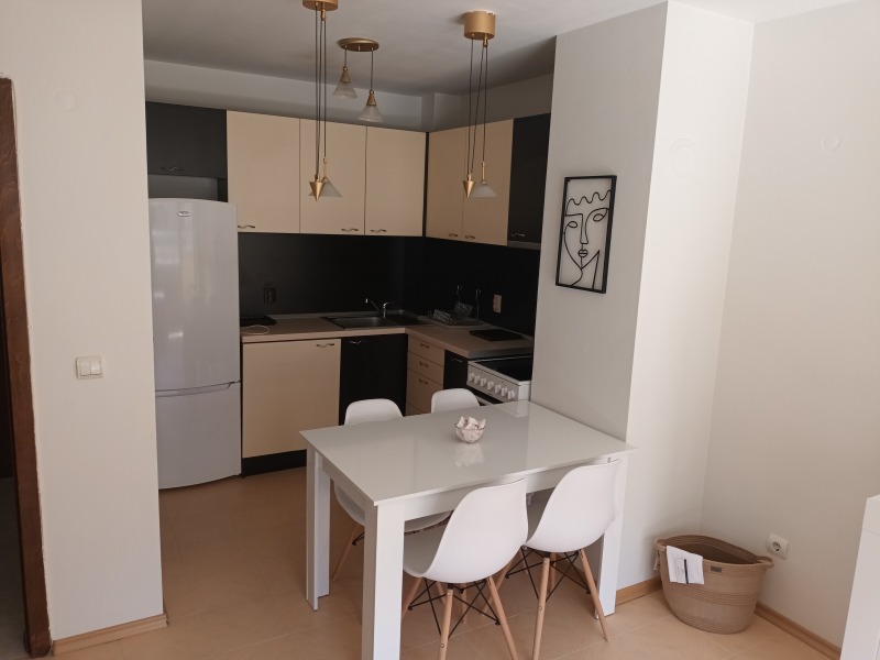 Дава под Наем 2-СТАЕН в град София, Център - 65 кв.м / 730 € » 1 427.76 лв., АСИ 2001