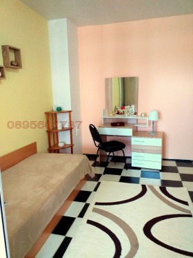 1 sypialnia Centar, Warna