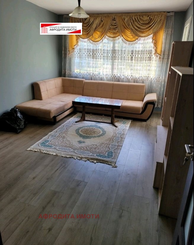 Дава под наем  2-стаен град Стара Загора , Три чучура - север , 68 кв.м | 30767550