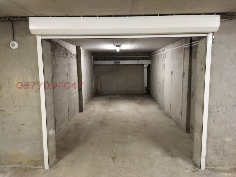 Дава под наем ГАРАЖ, ПАРКОМЯСТО, гр. София, Център