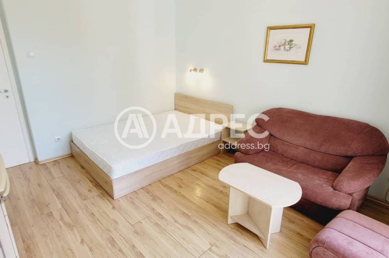 Te huur  Studio Sofia , Tsentar , 50 m² | 51530821 - afbeelding [3]