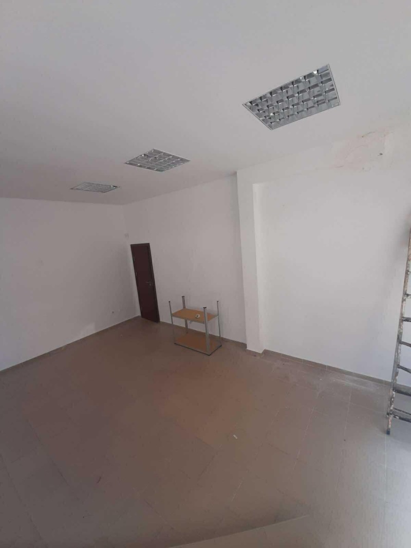 Προς ενοικίαση  Γραφείο Βαρνα , Λιατνο κηνο Τρακηια , 44 τ.μ | 84580502 - εικόνα [2]