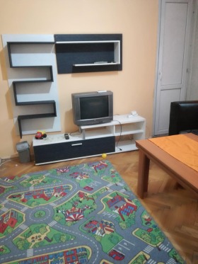 1 soverom Suhata reka, Sofia