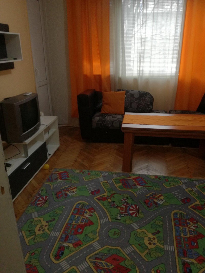 De inchiriat  1 dormitor Sofia , Suhata reca , 63 mp | 45787019 - imagine [2]