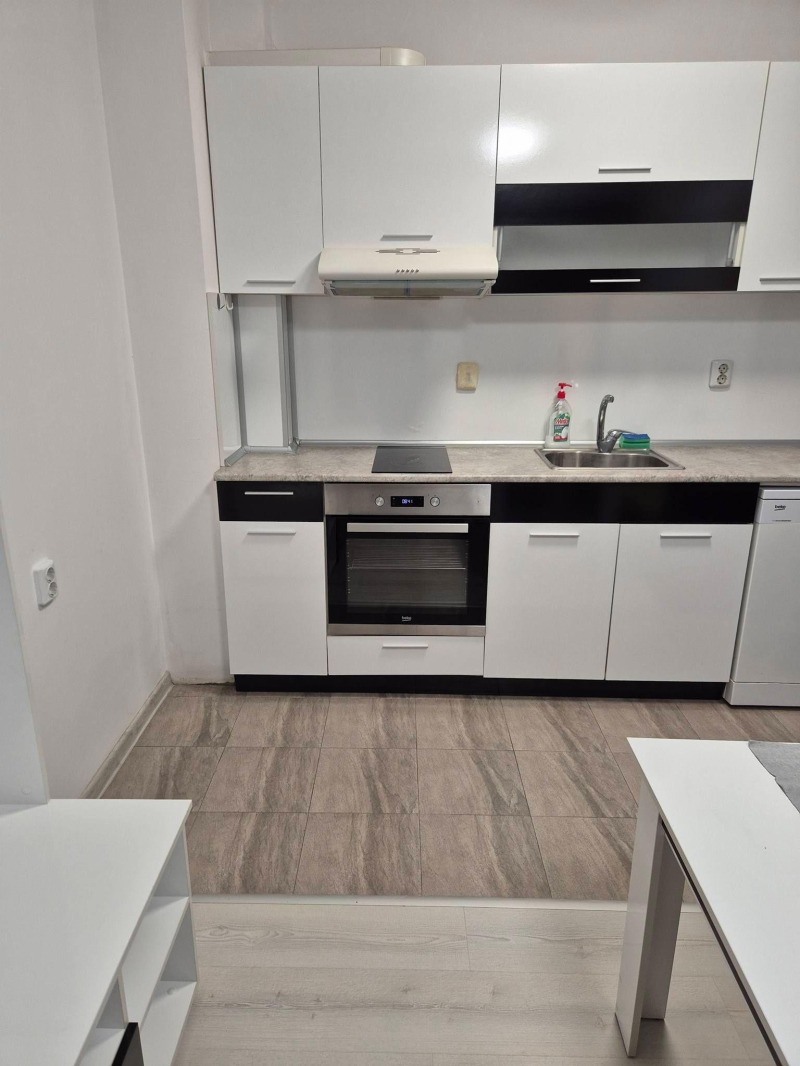 Дава под наем 2-СТАЕН, гр. Пловдив, Кючук Париж, снимка 3 - Апартаменти - 52718843